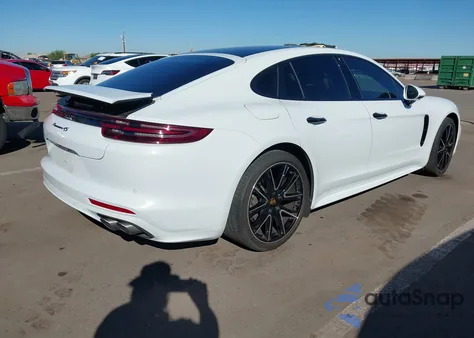 2018 Porsche Panamera 4S z USA, uszkodzony, nr VIN WP0AB2A71JL136806